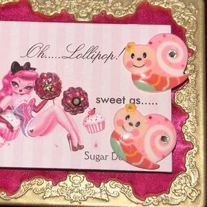 Iridescent glitter sparkle snail Oh lollipop sugardoll earrings stud post kawaii